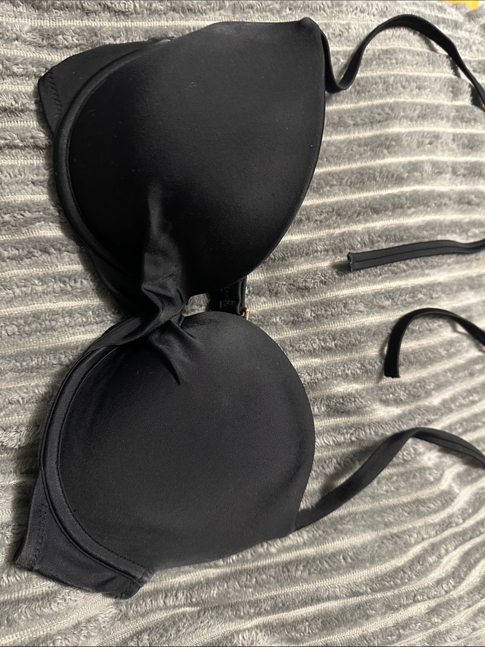 Shade & Shore Black Push-Up Bikini Top